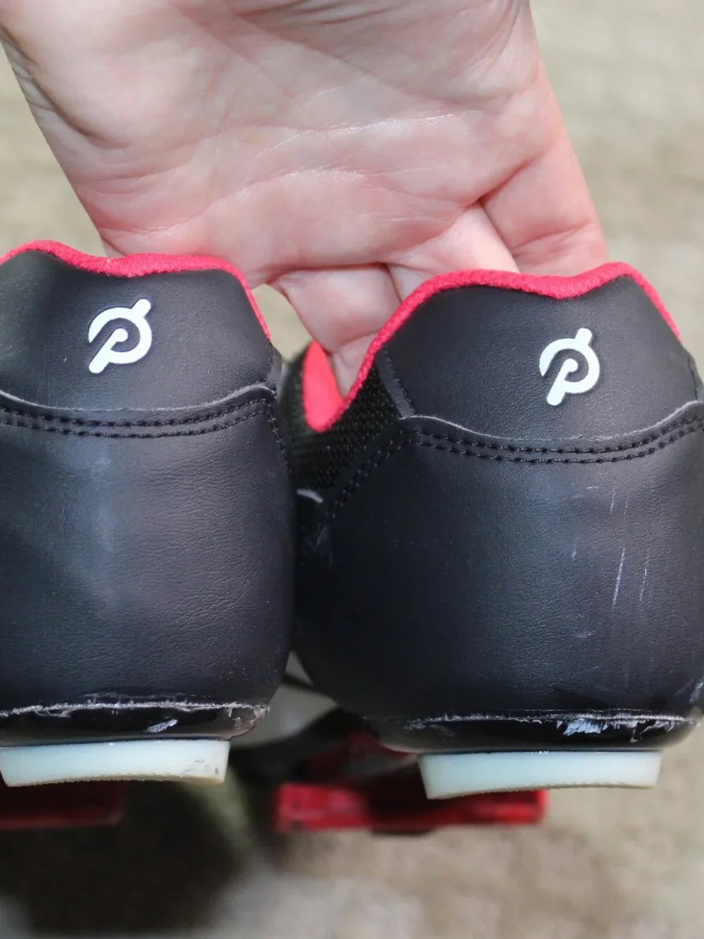 Peloton Cycling Shoes (Black/White) - Size 41/Men's 8/Women's 10